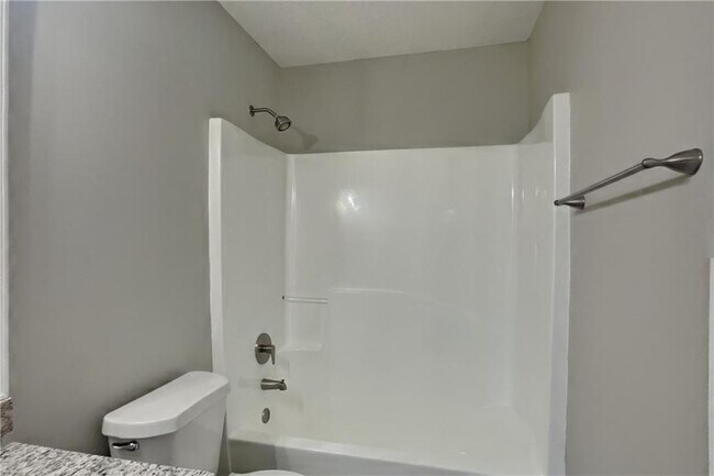 Building Photo - 4087 Rosebud Park Dr