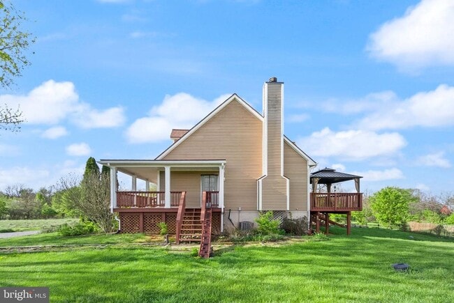 Building Photo - 943 Castle Rock Ln