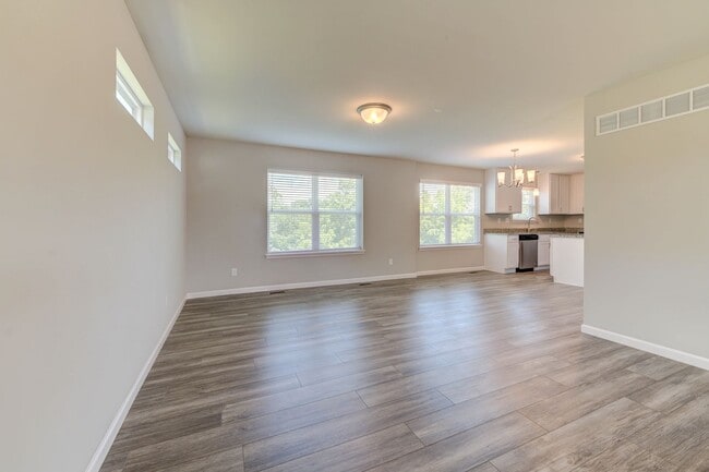 Building Photo - Beautifully Custom Crafted 2-Story Home 3 ...