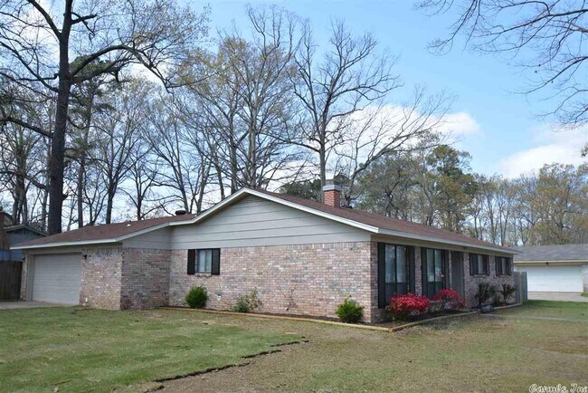 Building Photo - 9412 Warren Dr