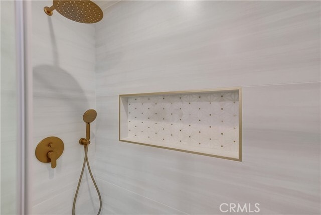 Building Photo - 16117 St Croix Cir