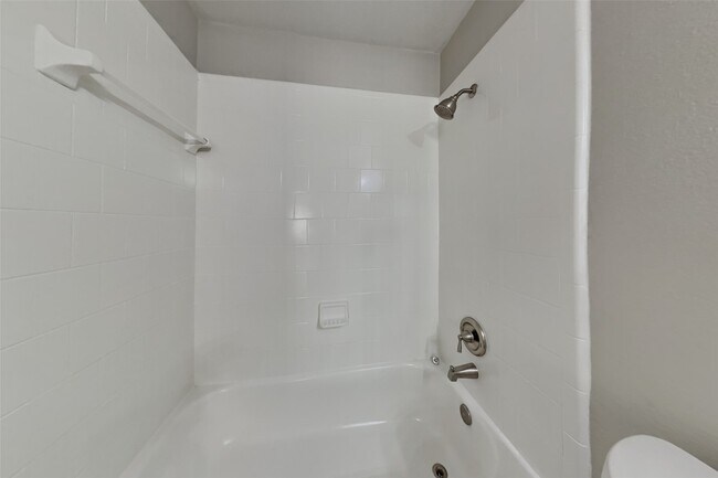 Building Photo - 17307 S Summit Canyon Dr