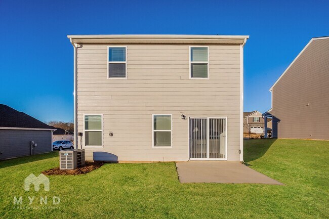 Building Photo - 207 Susannah St