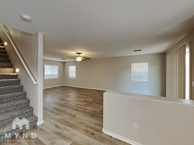 Building Photo - 12622 W Myer Ln