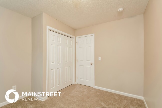 Building Photo - 4102 Lady Slipper Ln