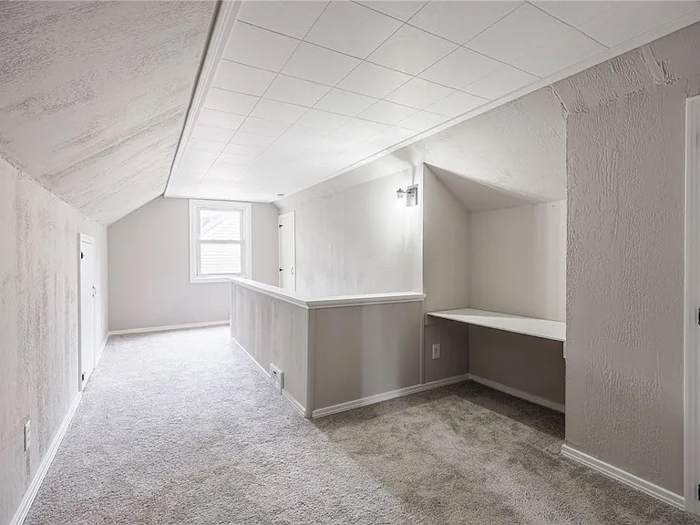 Building Photo - 35 Briggs Ave