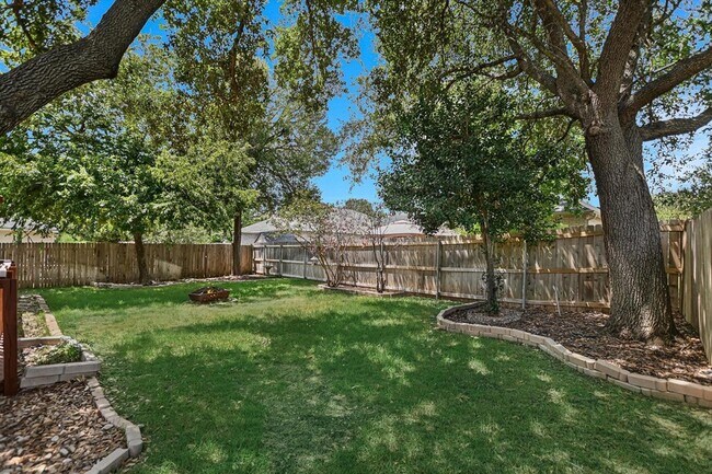 Building Photo - 2103 Kimra Ln