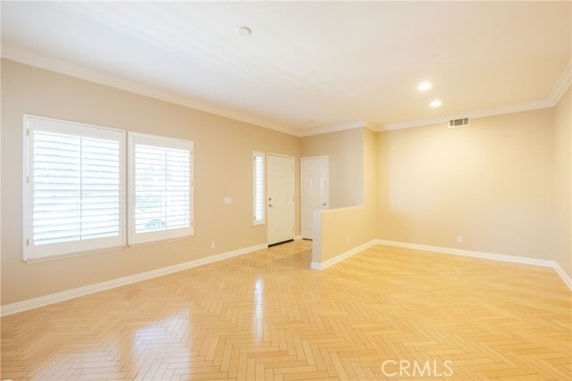 Building Photo - 25 Periwinkle