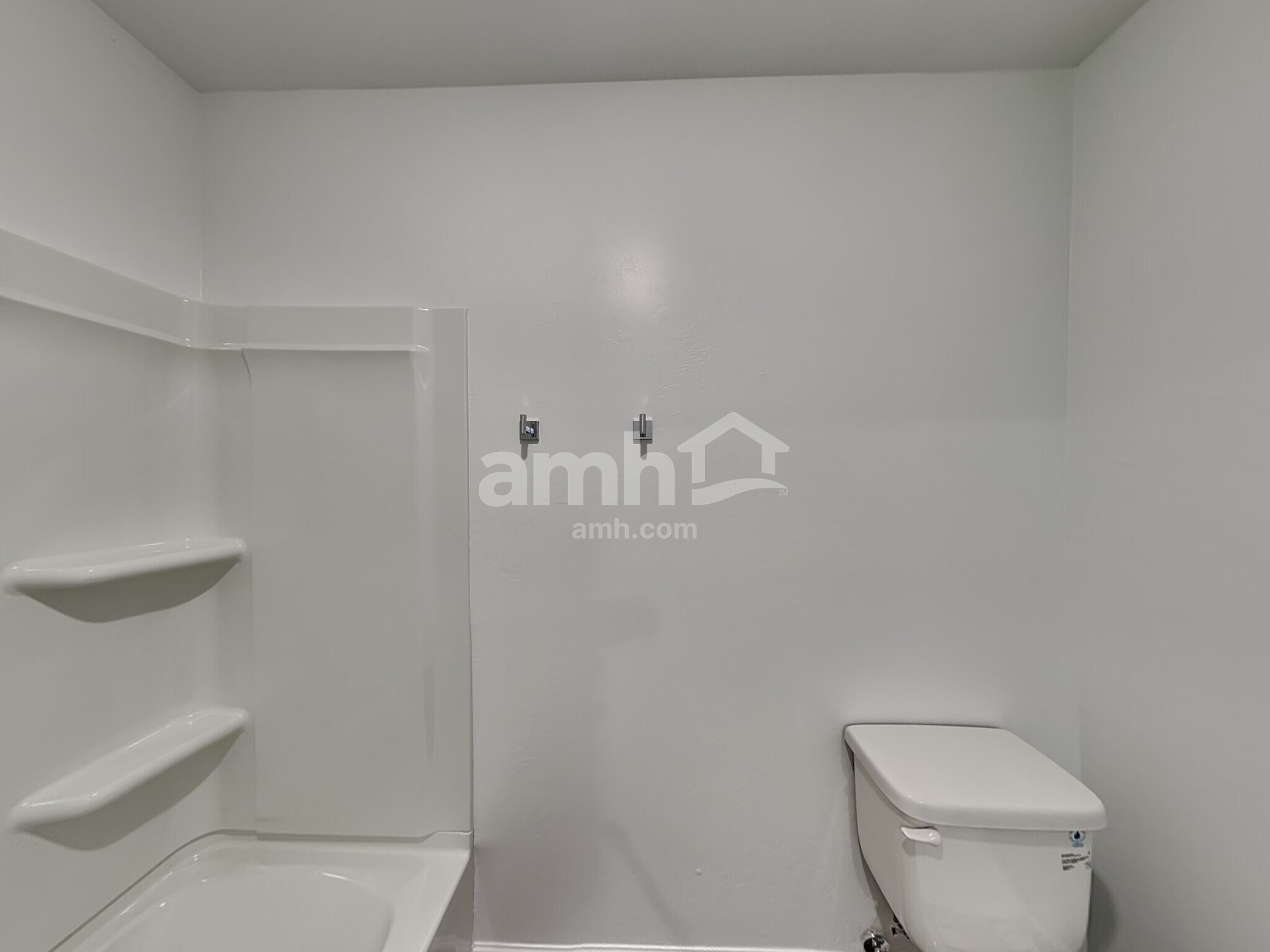 Building Photo - 9082 Henley Ave