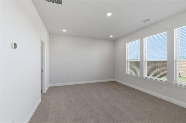 Building Photo - 2020 Beeflower St