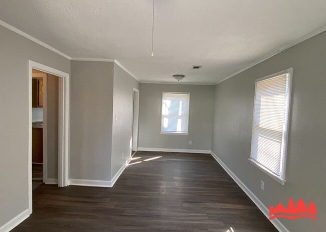Building Photo - Welcome to 2853 Sage!