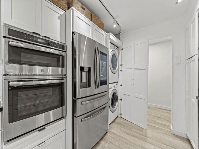 Building Photo - 55 Ocean Ln Dr