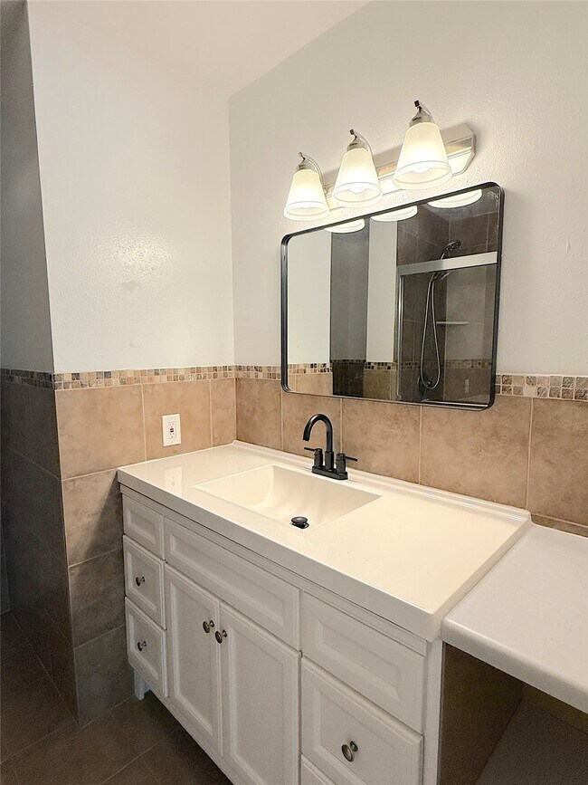 Building Photo - 2429 W Settler's Way