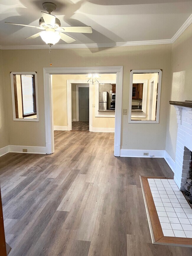 Building Photo - 808 Boylston St