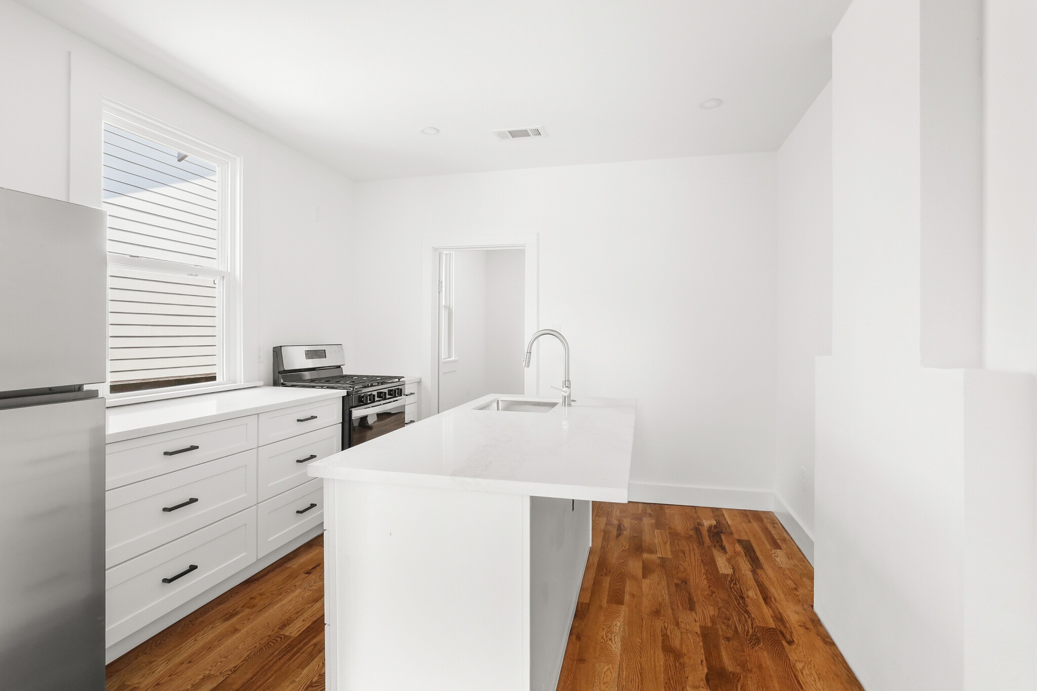 Building Photo - 8701 Green St