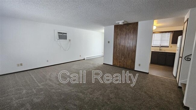 Building Photo - 719 S Century Ct