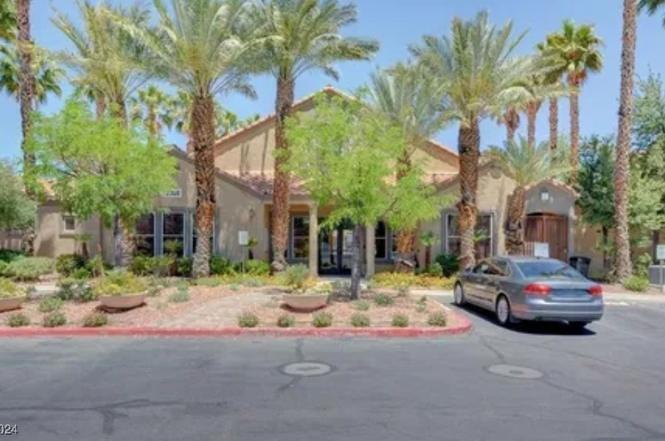 Building Photo - 2300 E Silverado Ranch Blvd
