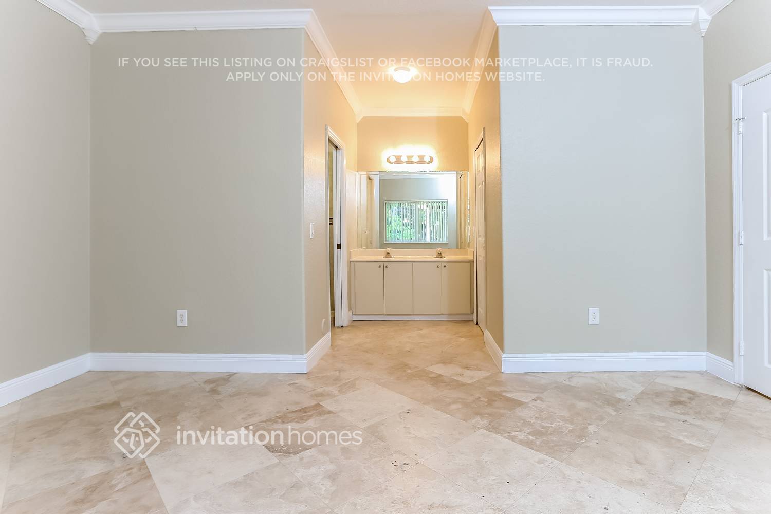 Building Photo - 4601 SW 164th Ct