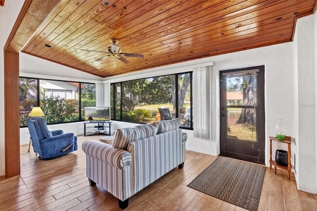 Building Photo - 2637 Sunburst Ct