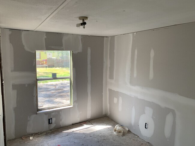 Building Photo - Murrill Hill Estates MHP