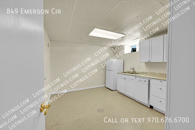 Building Photo - 849 Emerson Cir