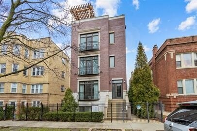 Building Photo - 4208 N Albany Ave