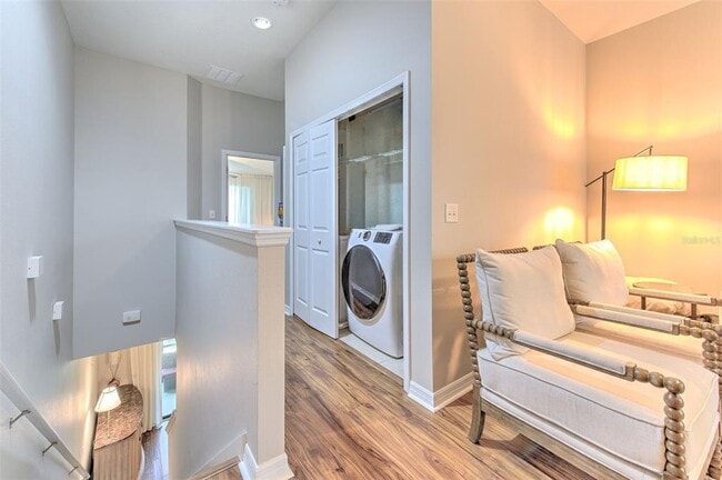 Building Photo - 11808 13th Way N