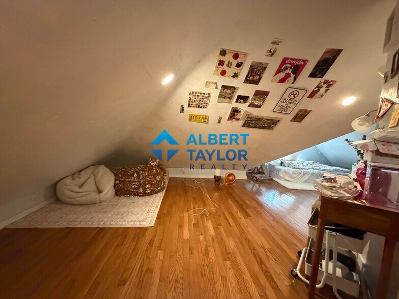 Bedroom 6 - 45 Cherokee St