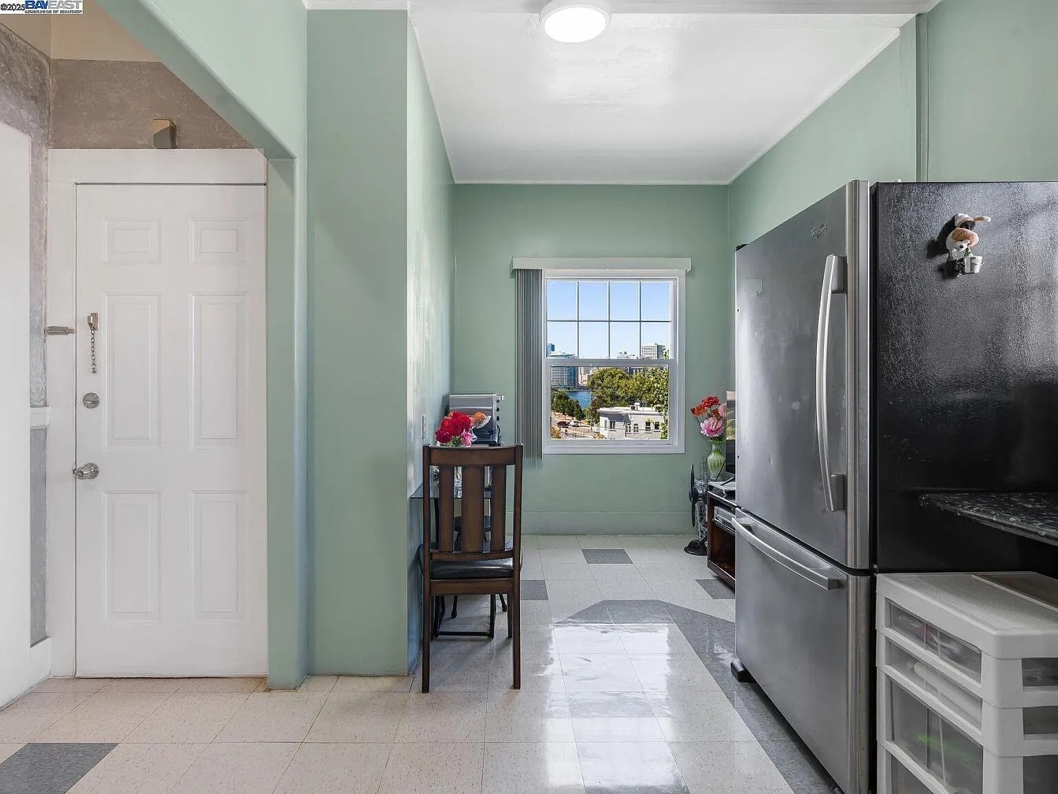 Building Photo - 473 Newton Ave