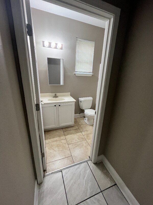 Building Photo - 1916 Eagle St