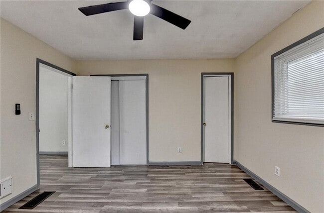 Building Photo - 103 Dogwood Ln