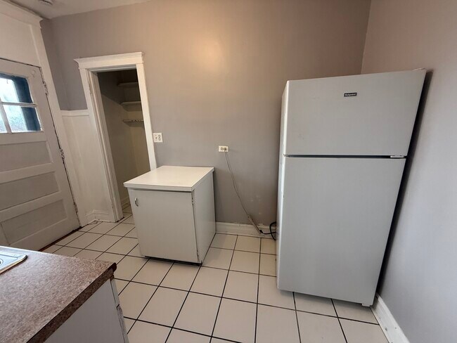 Building Photo - 4501 N Troy St