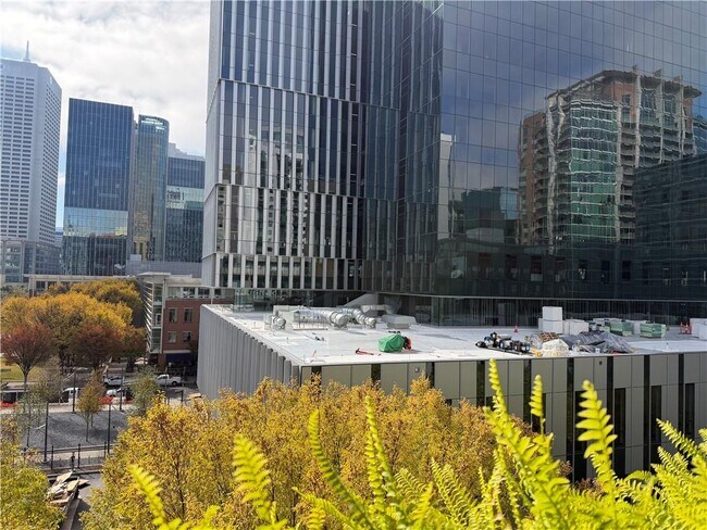 Building Photo - 845 Spring St NW