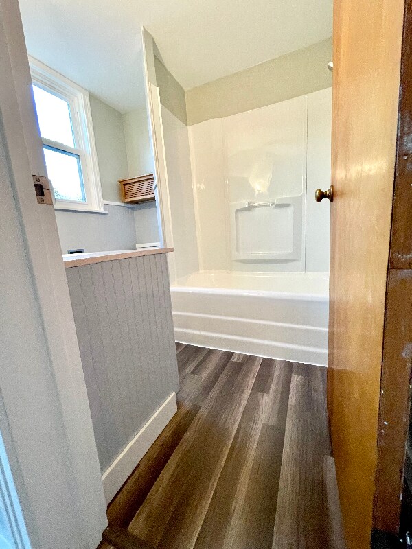 Building Photo - 107 Mechanic St