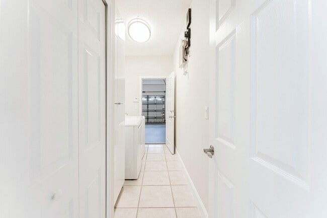 Building Photo - 12630 Torbay Dr
