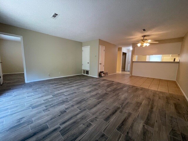 Building Photo - 1820 S 13th Pl