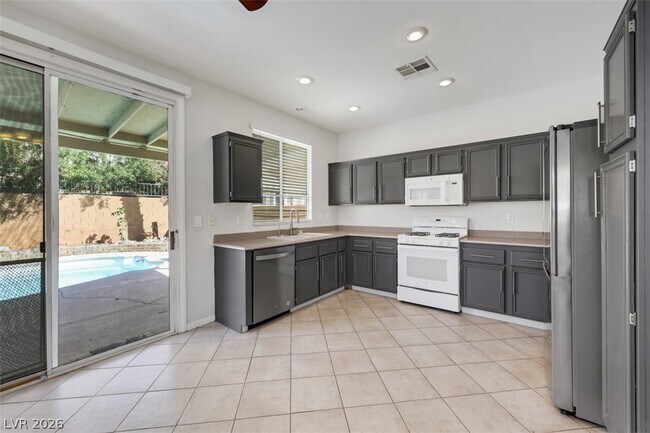 Building Photo - 9600 W Cherokee Ave