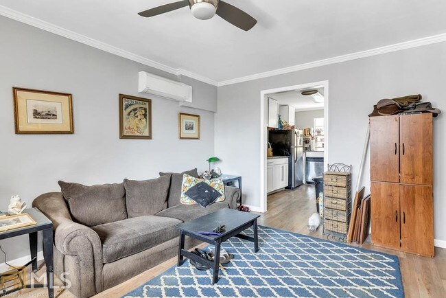 Building Photo - 714 Bryan St SE