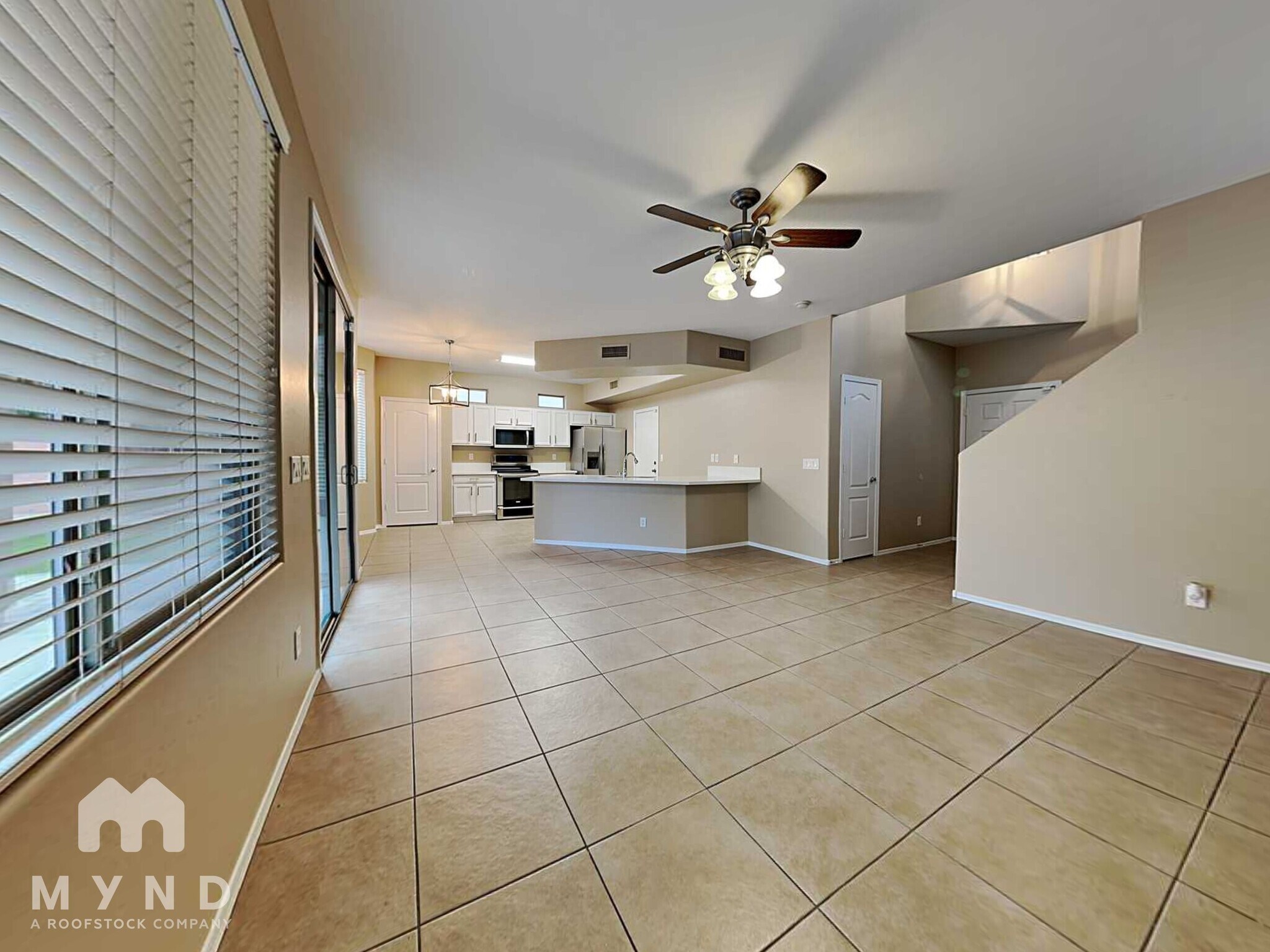 Building Photo - 9924 E Edgewood Ave