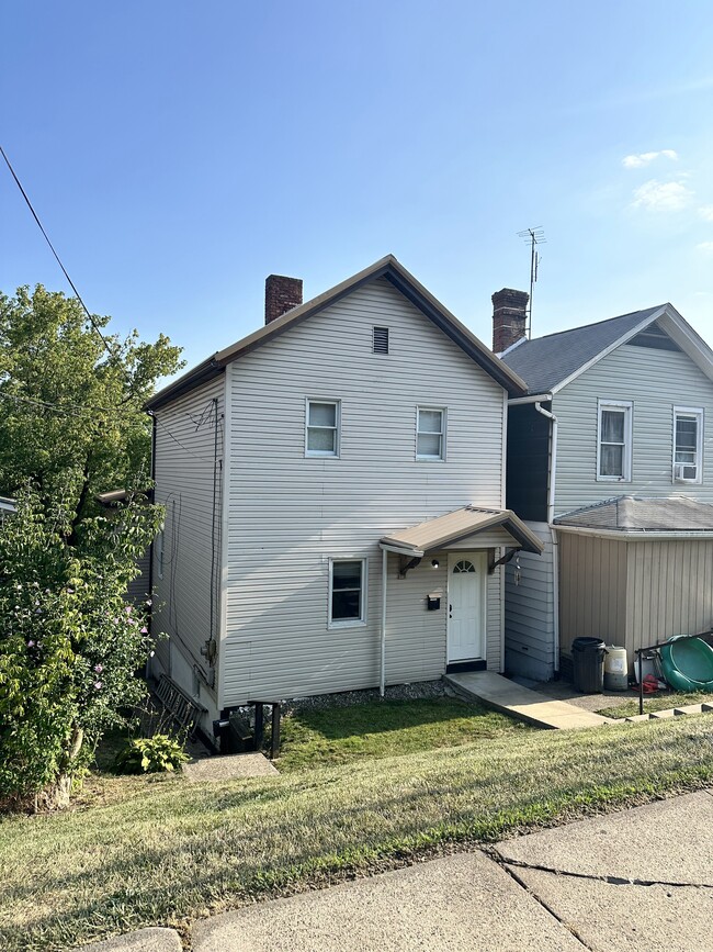 Building Photo - 304 Bessemer Ave