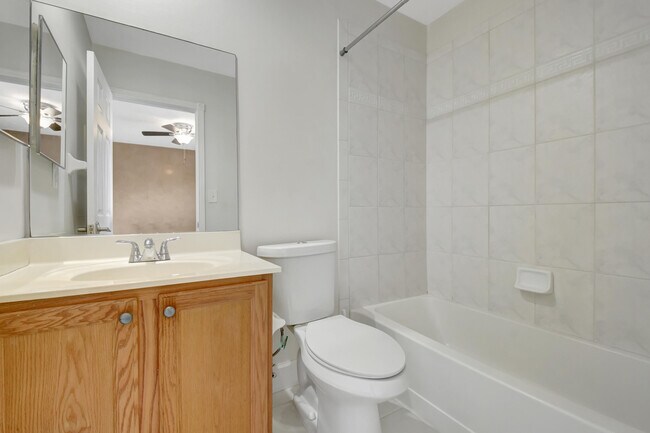 Building Photo - 6306 Crescent Lake Way