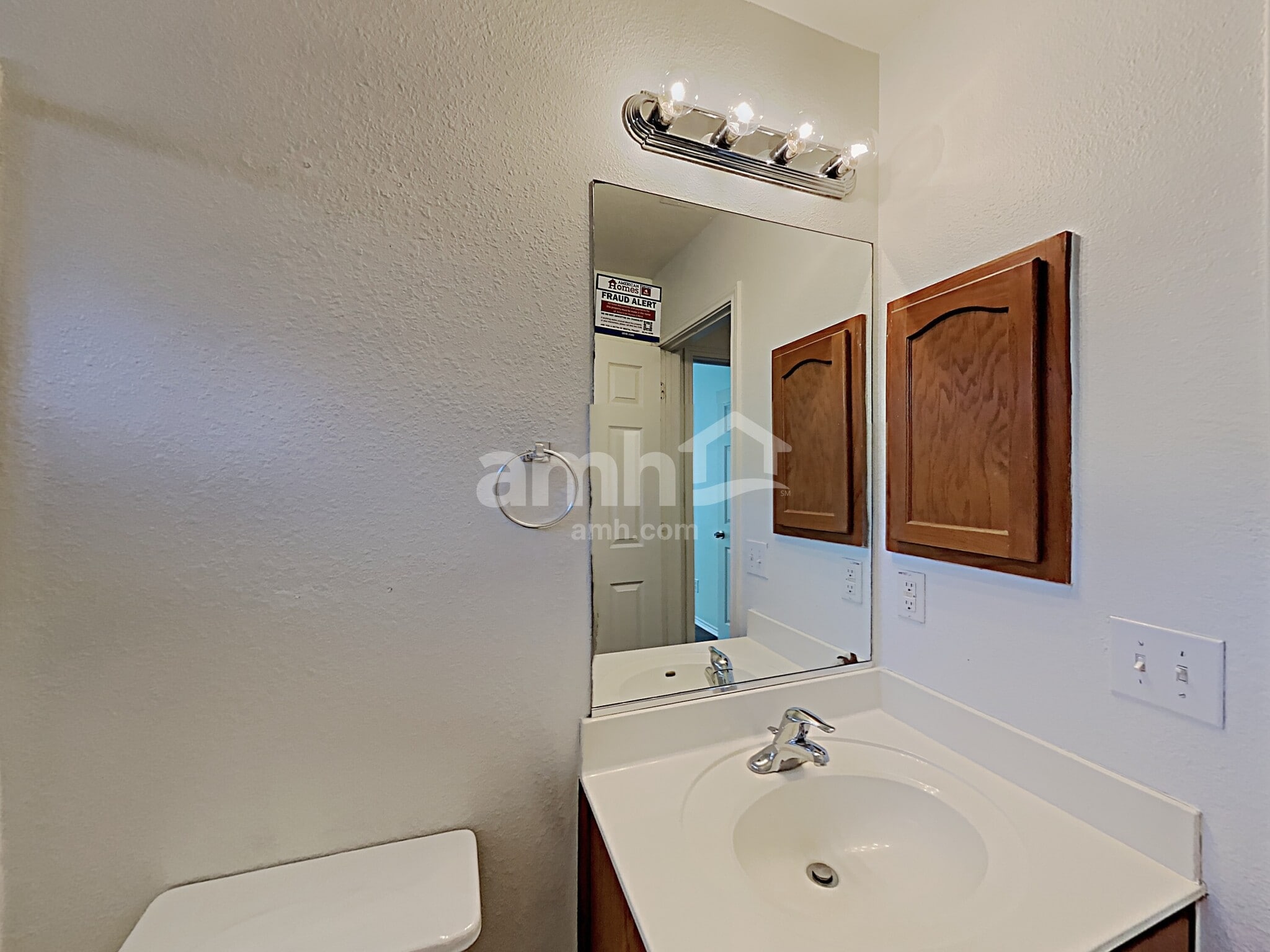 Building Photo - 11039 Arabian Palm