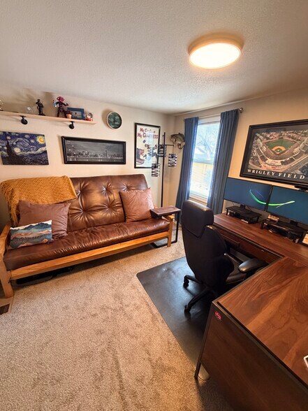 Building Photo - 513 N Franklin St