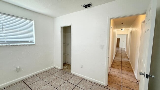 Building Photo - 2900 NW 5th St