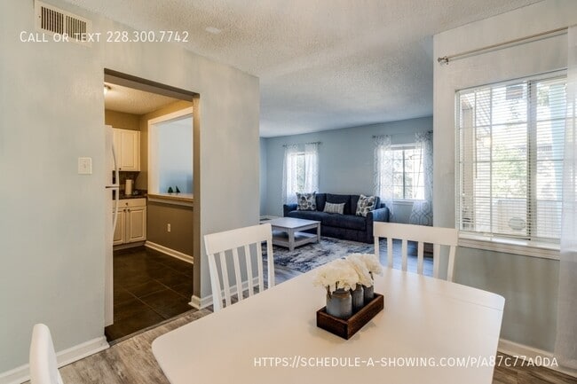 Building Photo - 245 Mc Donnell Ave