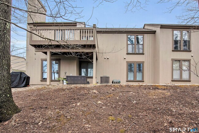 Building Photo - 7 Cottonwood Dr