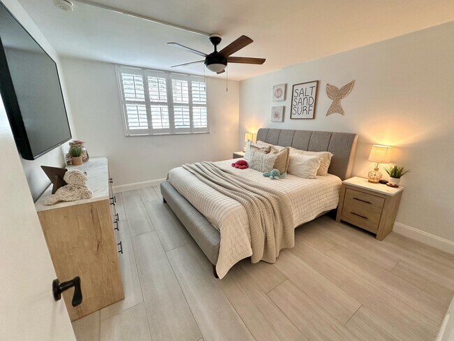 Building Photo - 630 Ocean Dr