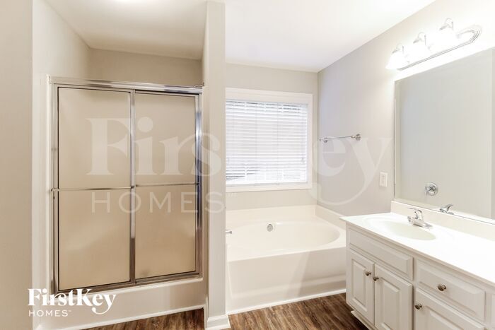 Building Photo - 836 Crystal Meadow Dr