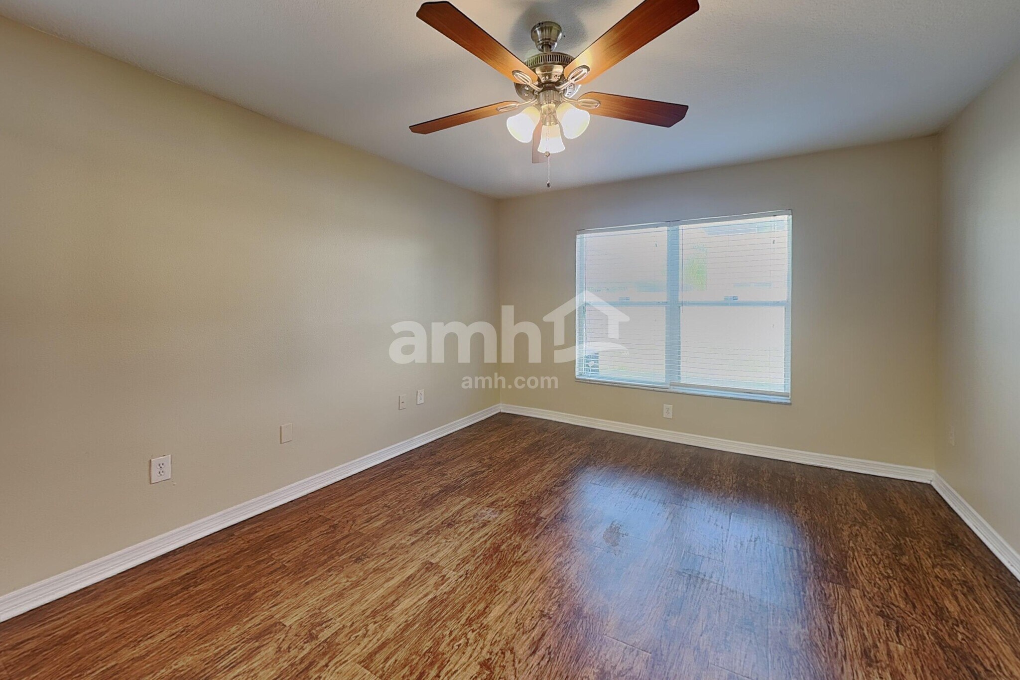 Building Photo - 15403 Quail Woods Pl