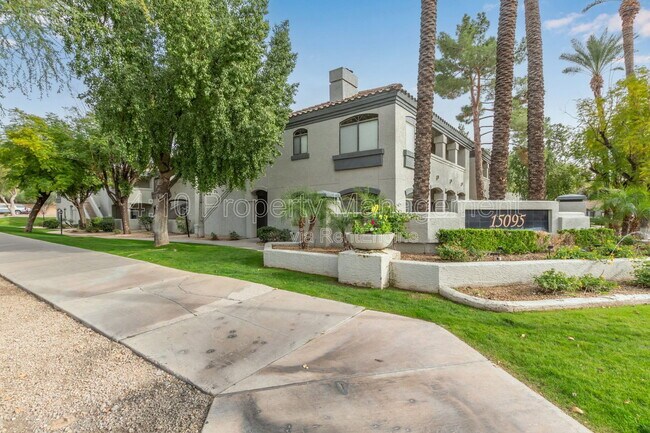 Building Photo - 15095 N Thompson Peak Pkwy